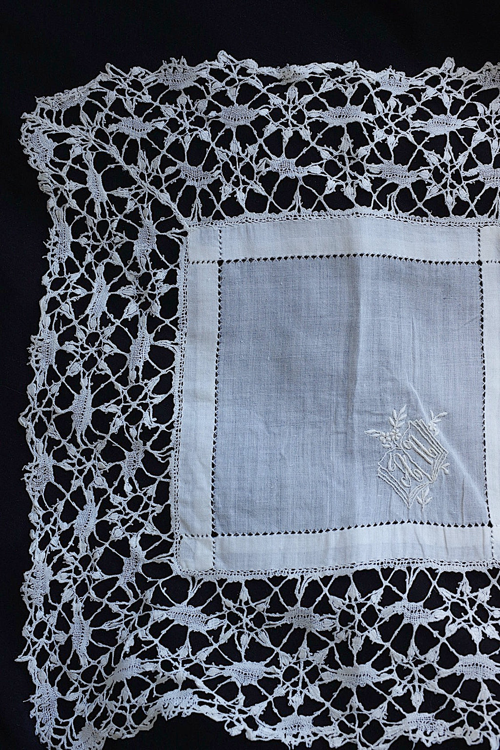 Antique lace mouchoir ancien embroidered handkerchief 6 lot