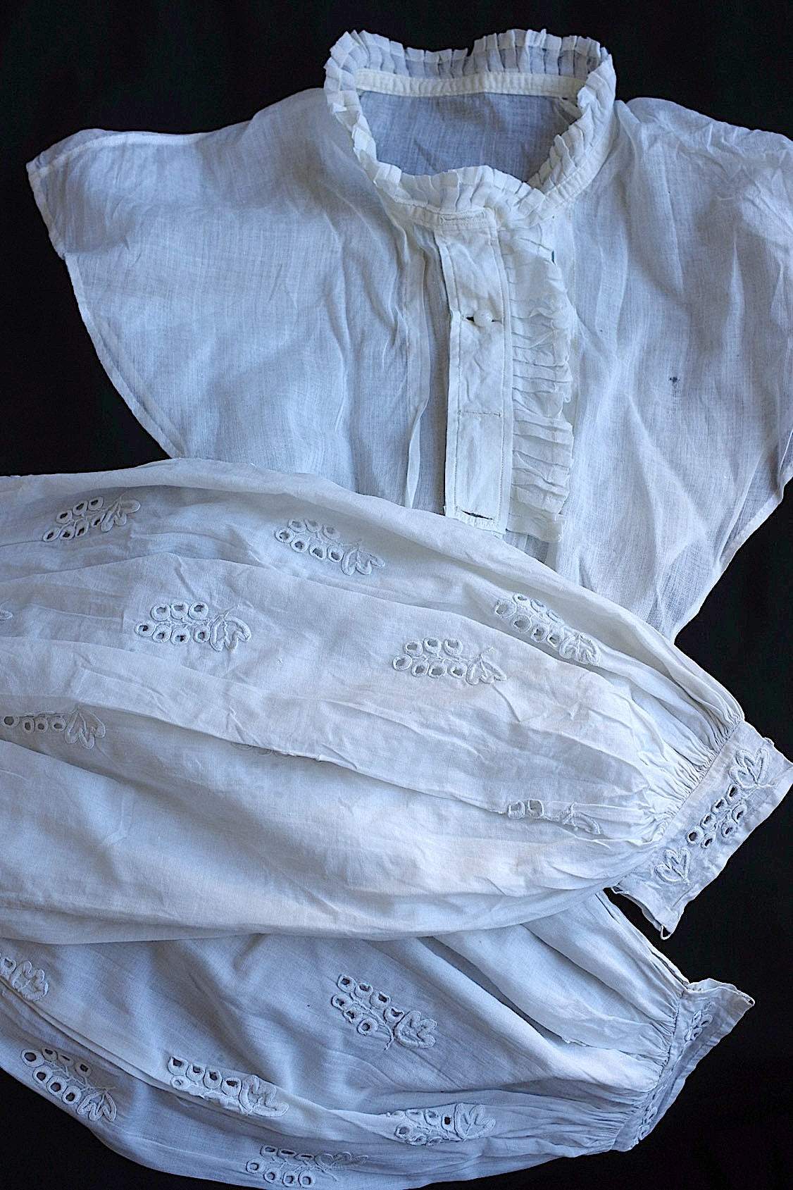 Plastron dentelle antique plastron ancien + manches