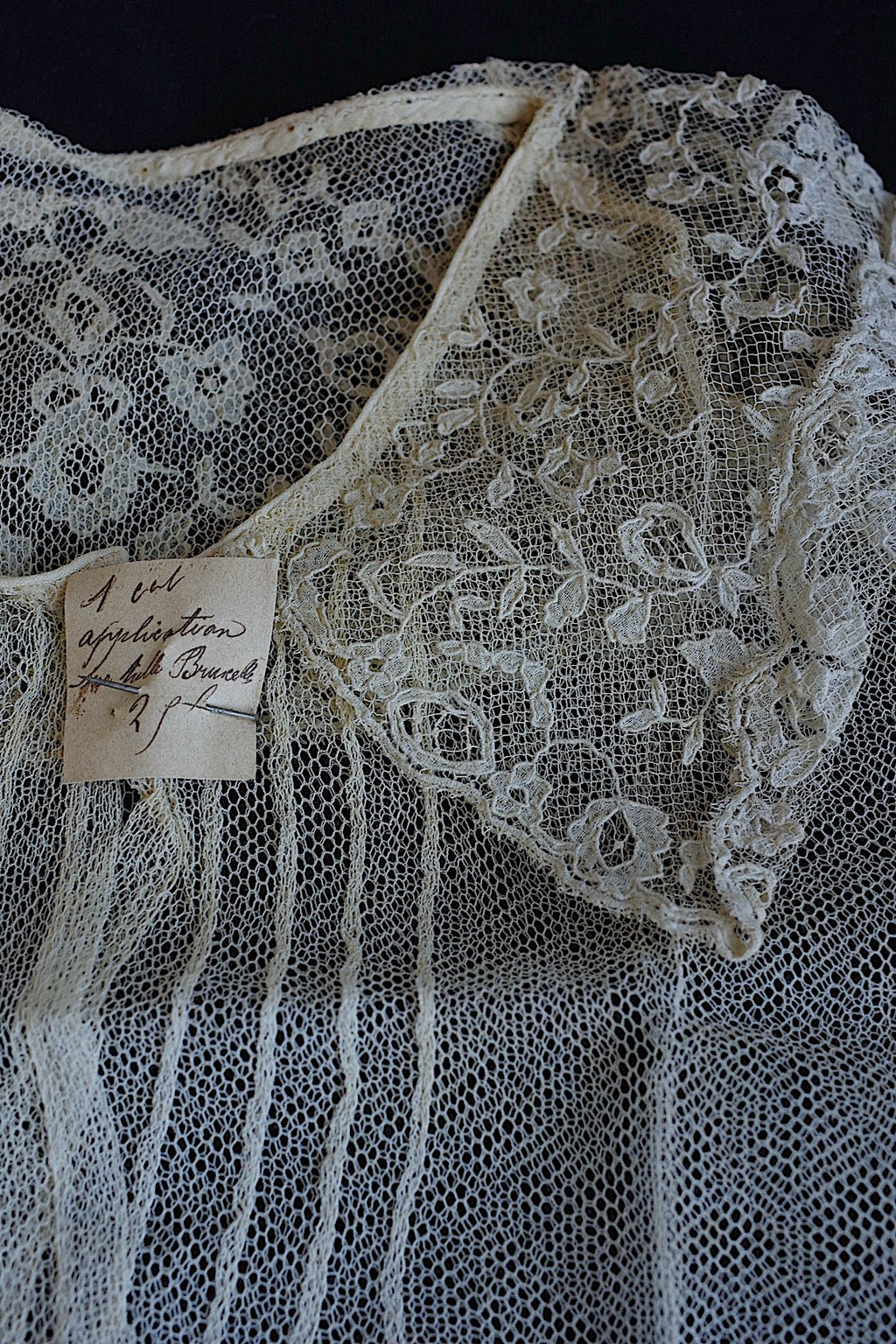 Plastron dentelle ancienne dentelle ancienne