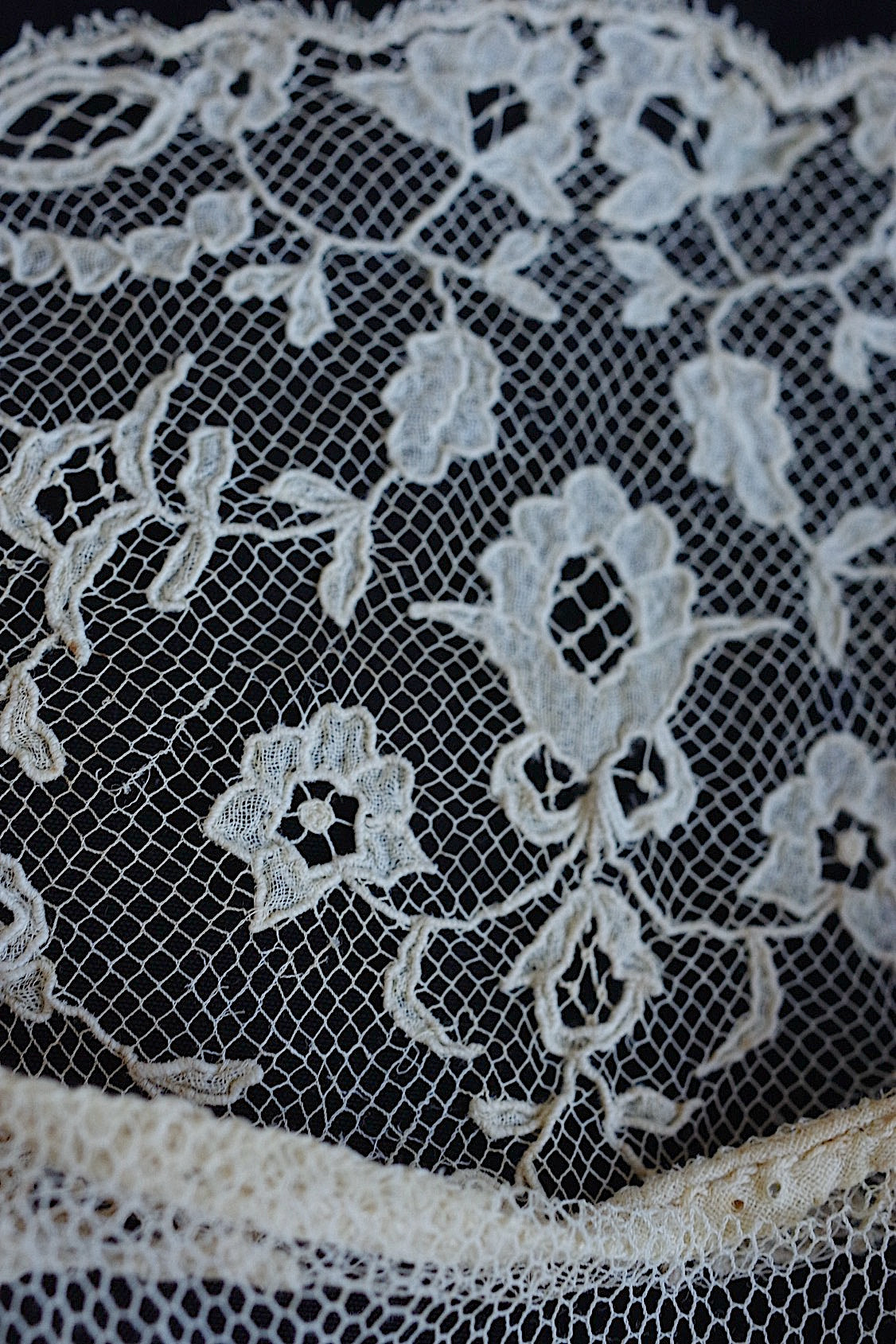 Plastron dentelle ancienne dentelle ancienne