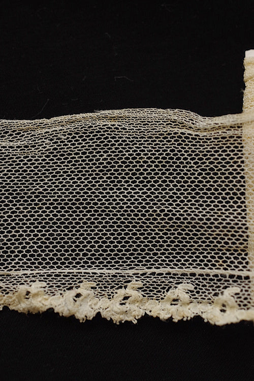 Antique lace dentelle ancienne 220cm 294cm