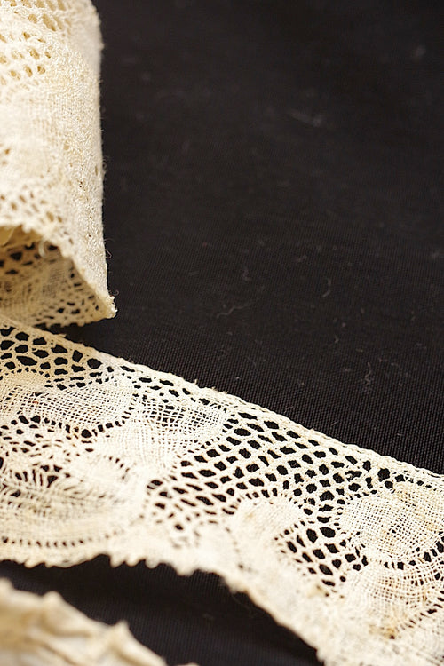 Dentelle ancienne dentelle ancienne lot 2 matière