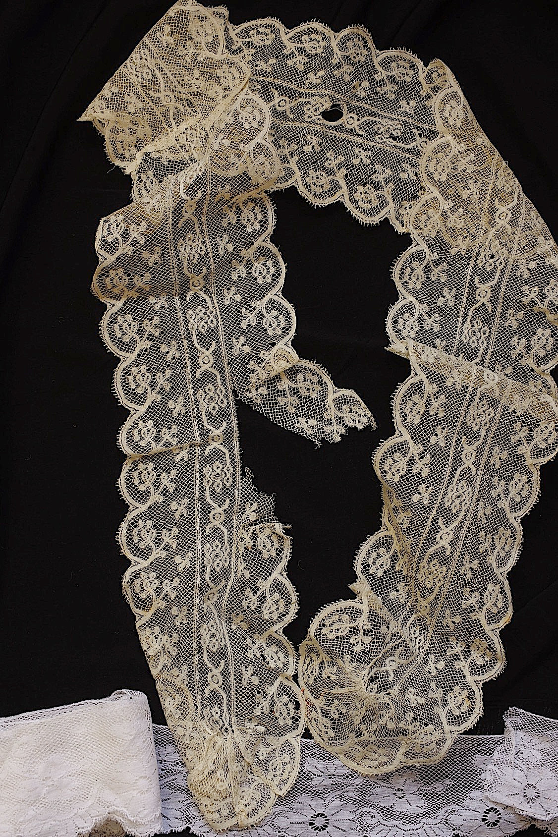 Dentelle ancienne dentelle ancienne lot 3 matière
