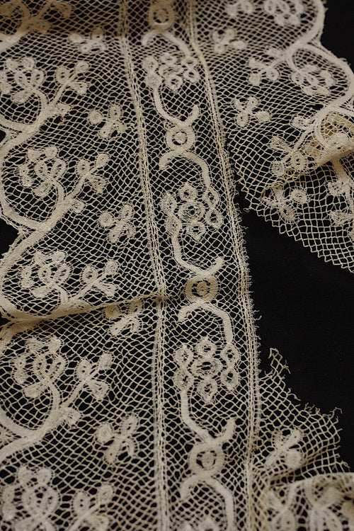 Dentelle ancienne dentelle ancienne lot 3 matière