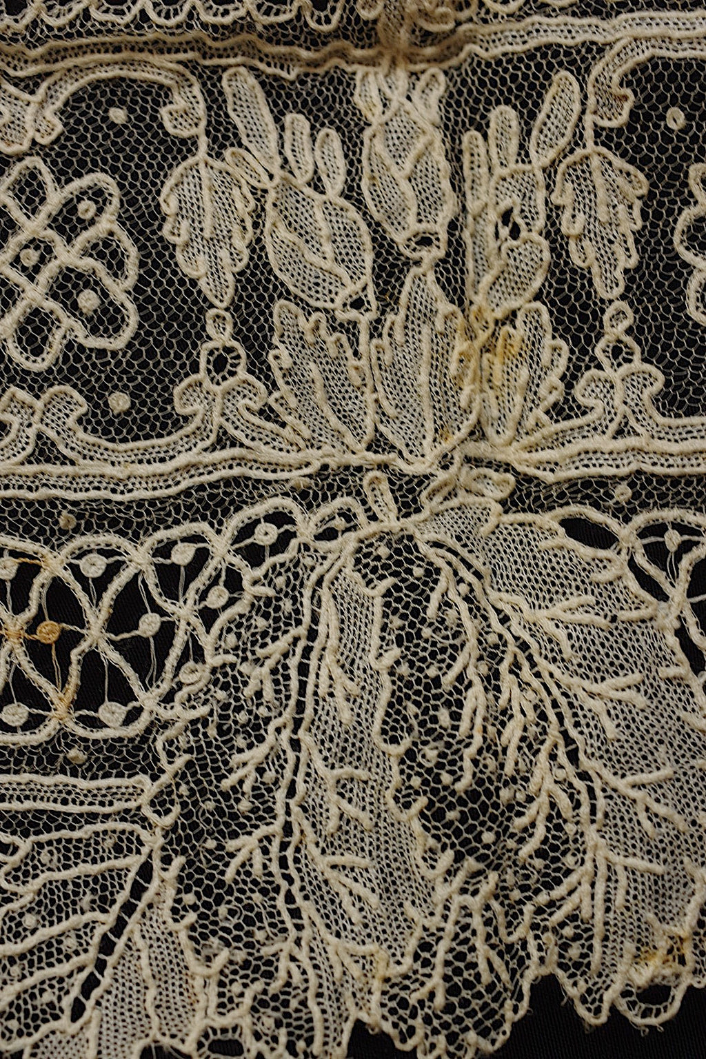 Mouchoir ancien en dentelle dentelle ancienne