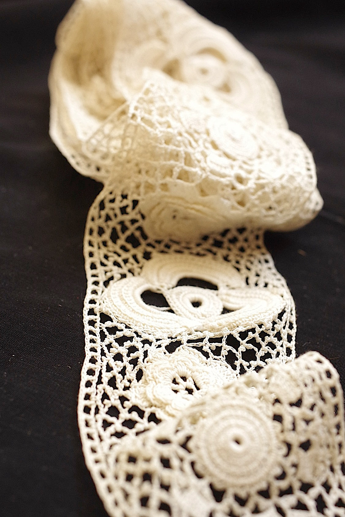 アンティークレース dentelle ancienne クロシェレース197cm136cm- .FR