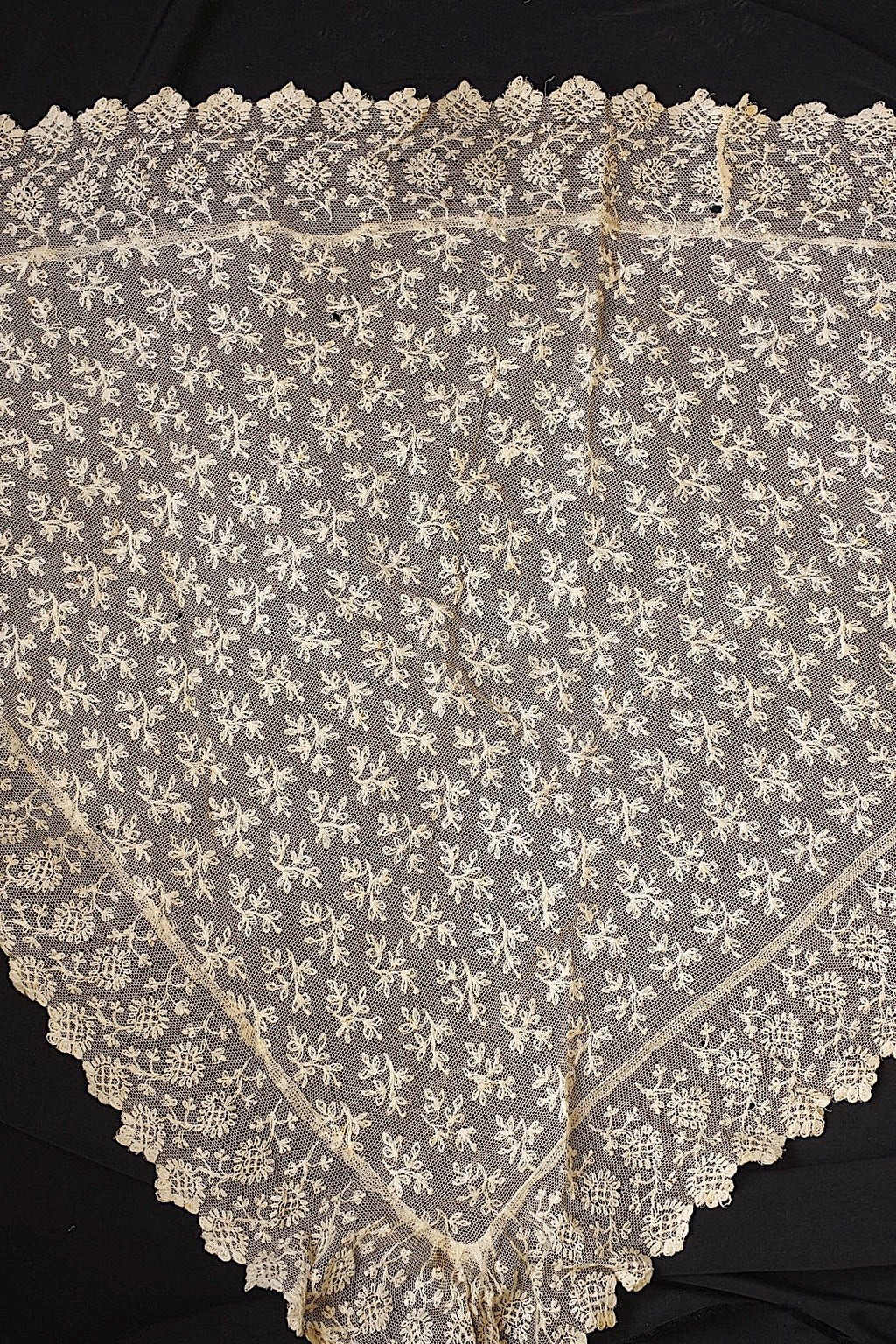 Tissu châle dentelle ancienne ancienne