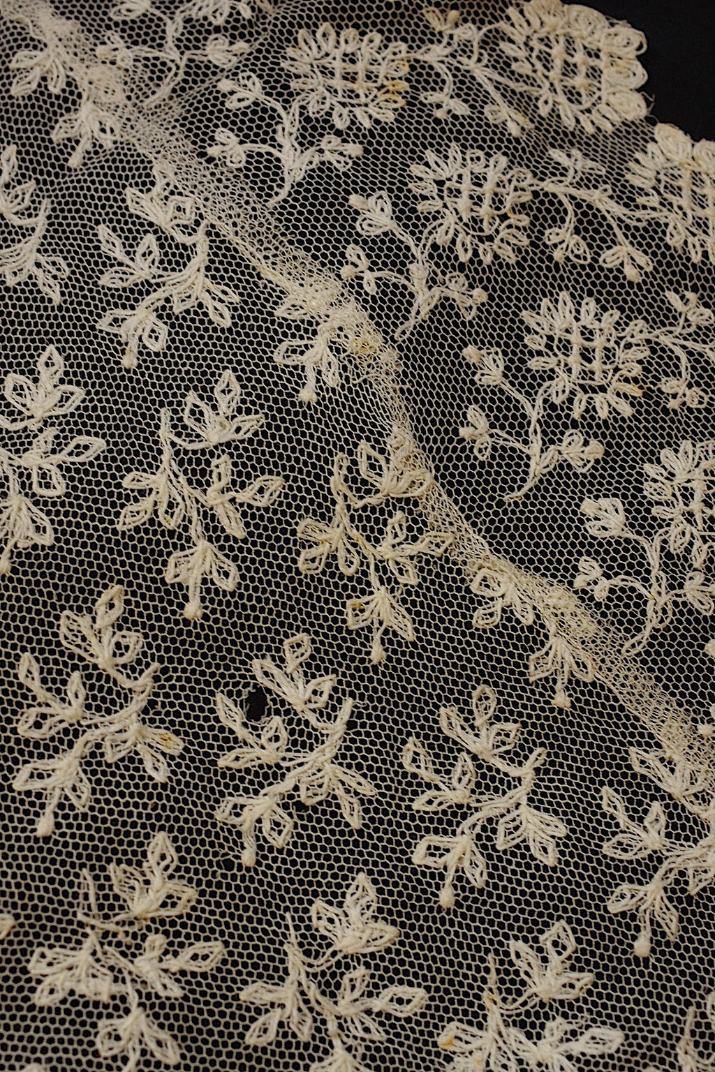 Tissu châle dentelle ancienne ancienne