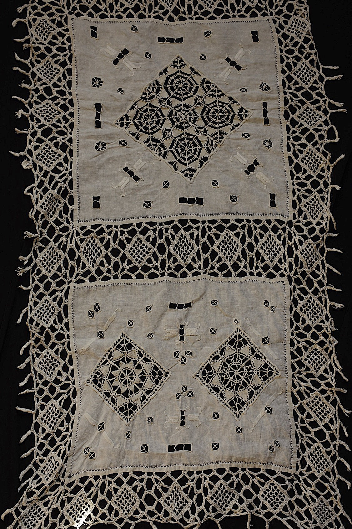 Ancienne dentelle dentelle ancienne croix