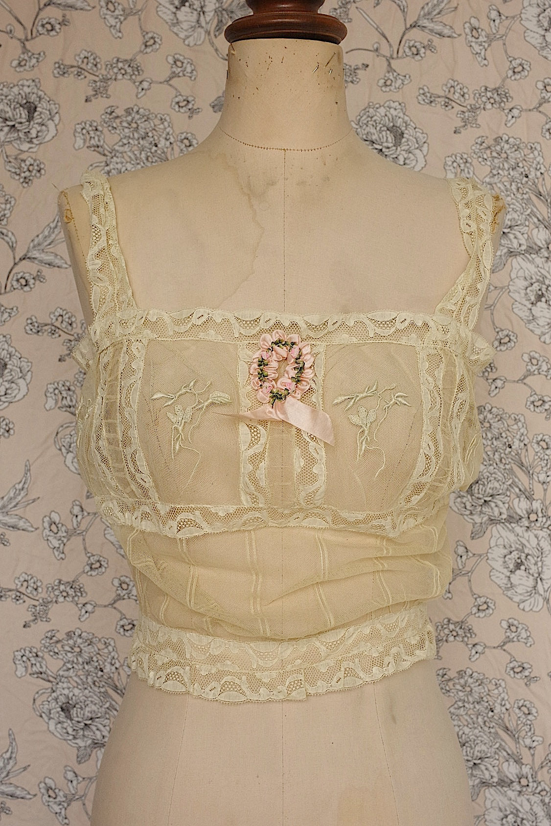 Vêtements anciens vêtement antique top2 dentelle