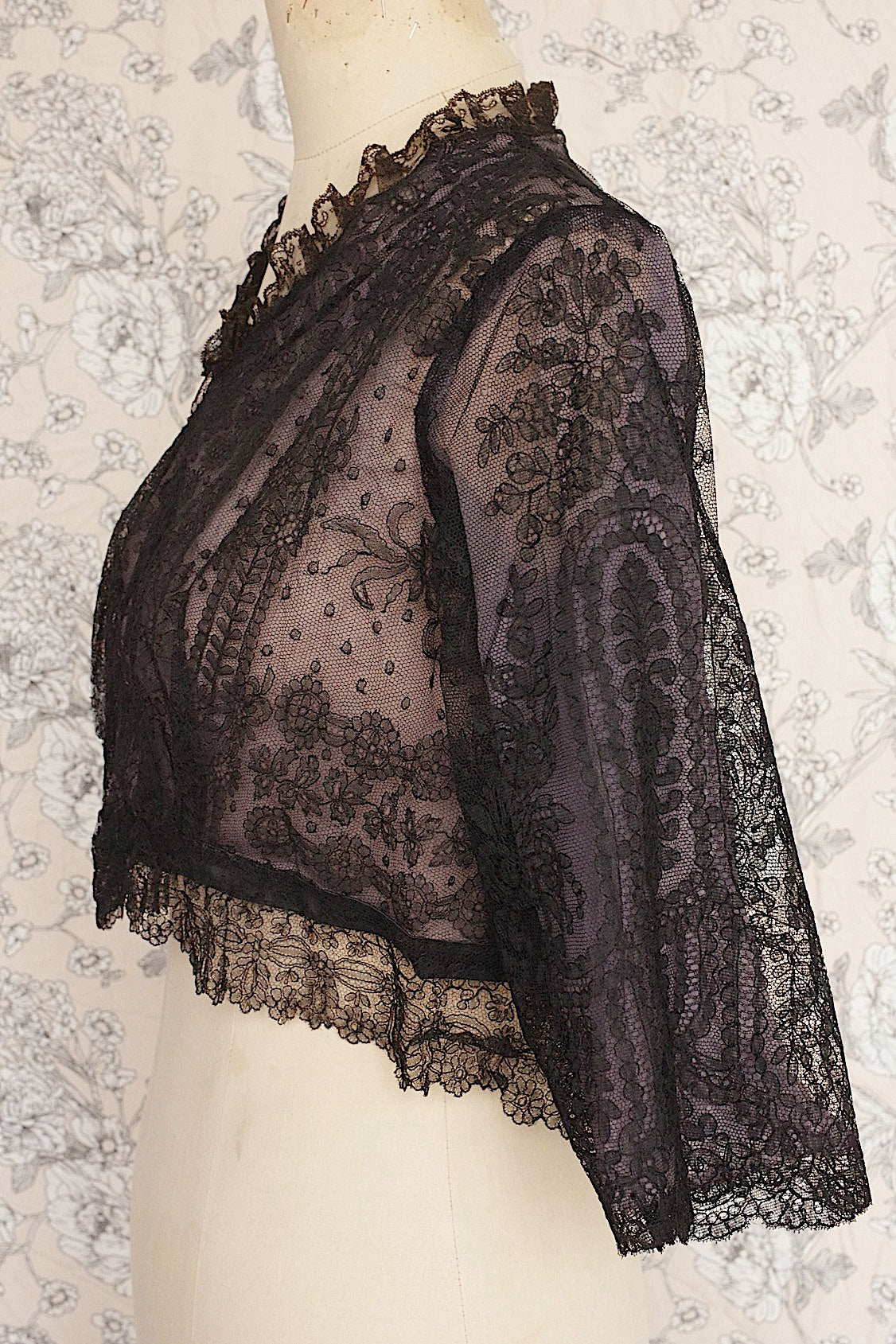 Vêtements anciens vêtement antique top3 noir