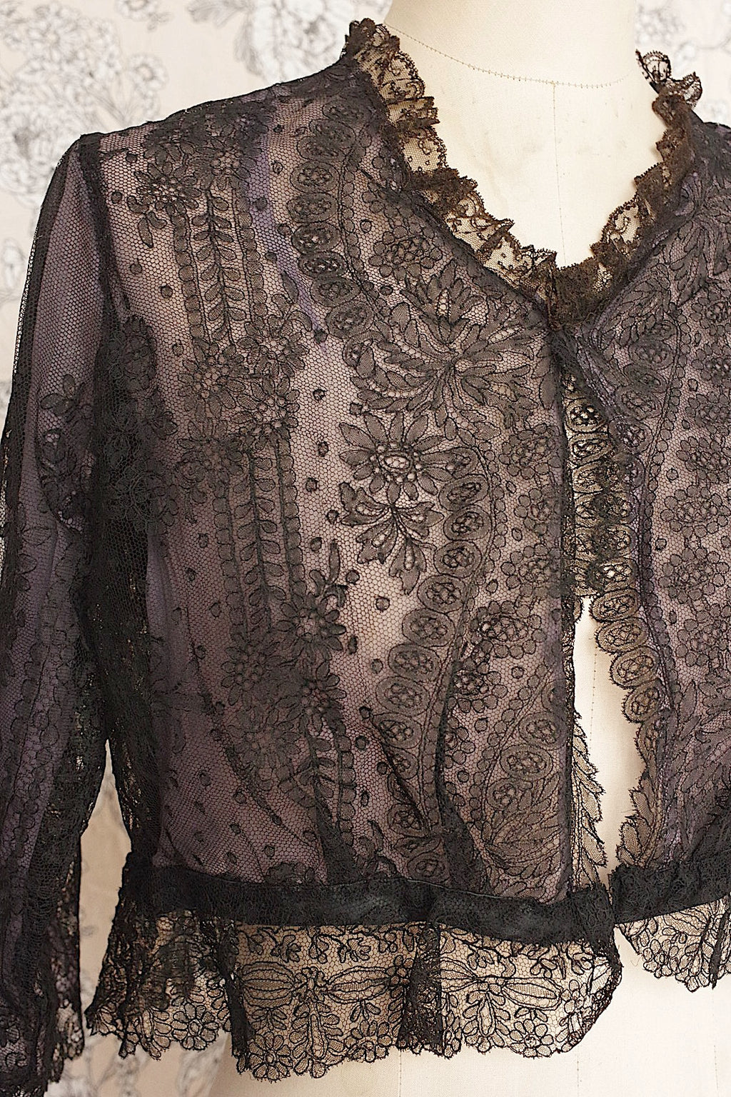 Vêtements anciens vêtement antique top3 noir