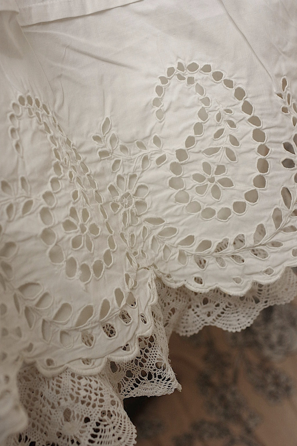 Vêtements anciens vêtement jupe antique 1