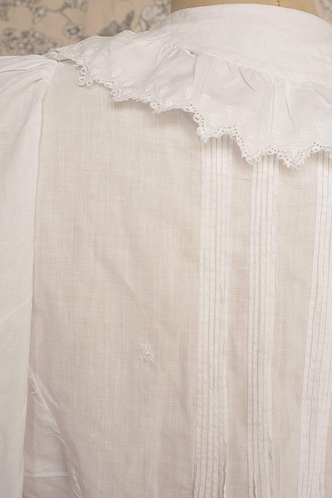 Vêtements anciens vêtement chemisier ancien 1