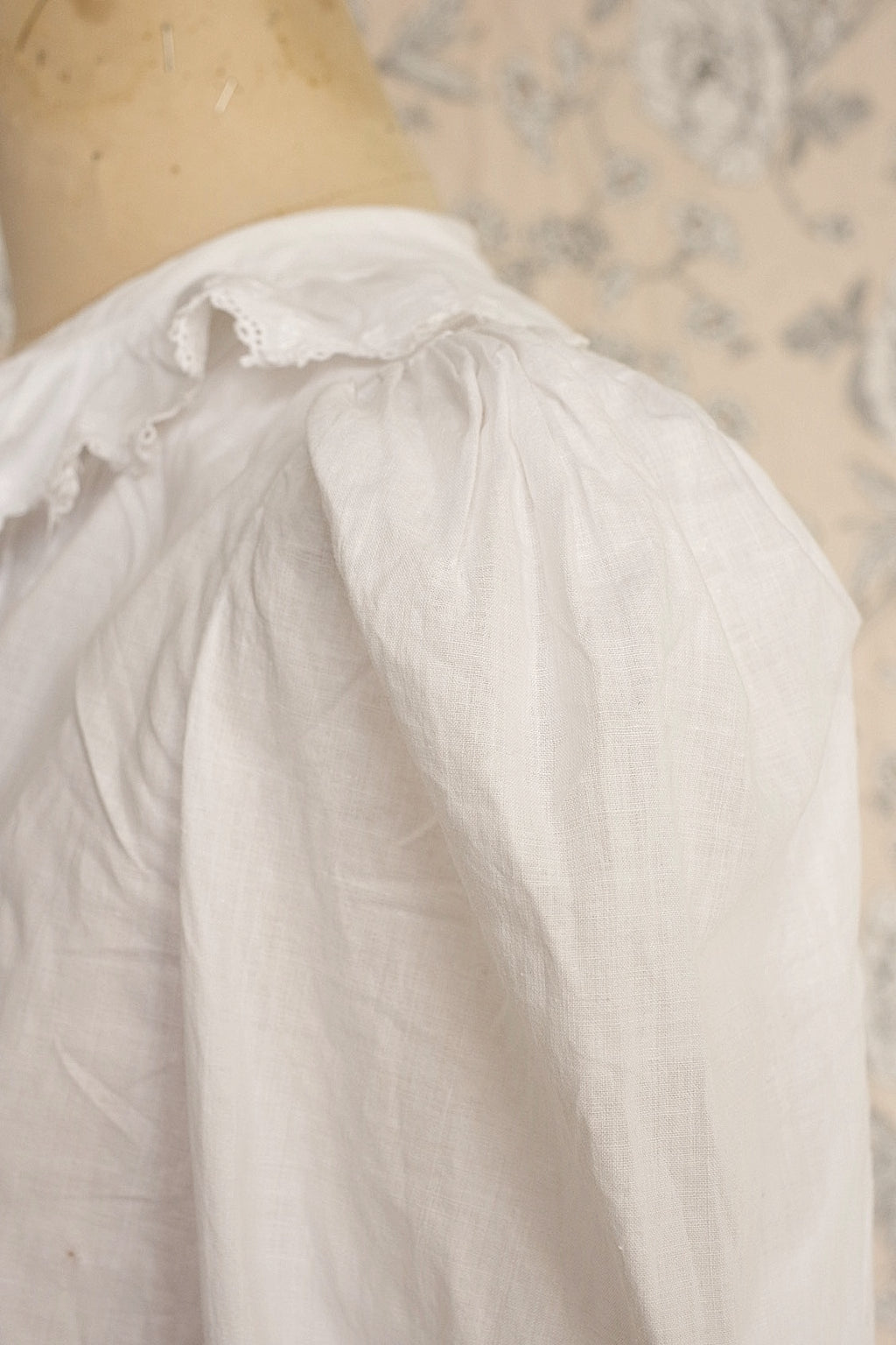 Vêtements anciens vêtement chemisier ancien 1