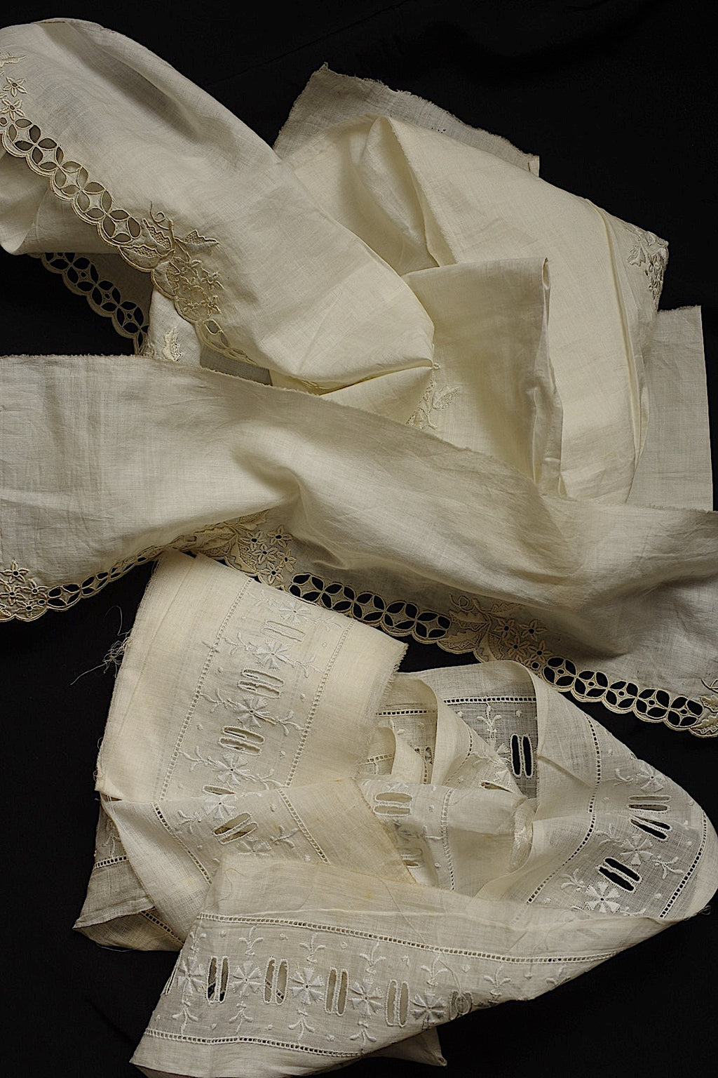 Antique lace dentelle ancienne (2 types)