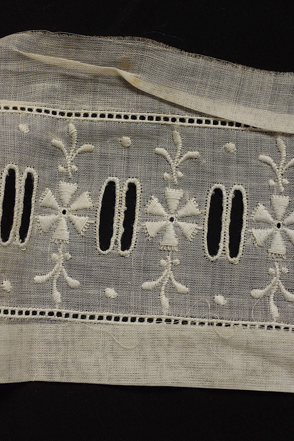 Antique lace dentelle ancienne (2 types)