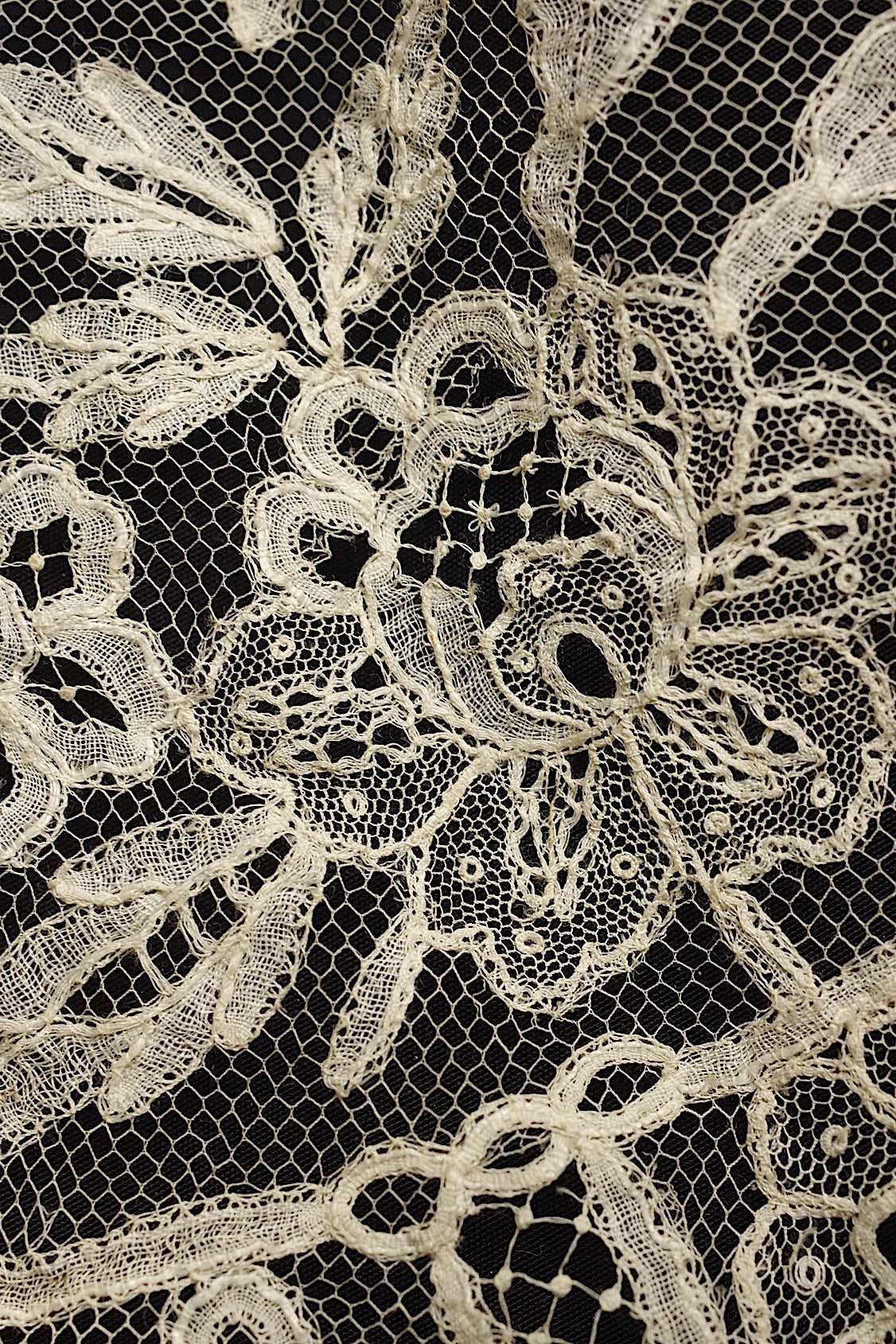 アンティークレース　dentelle ancienne　160cm