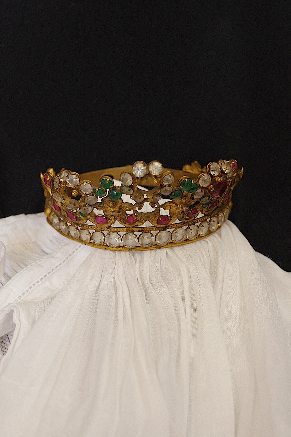 アンティークティアラ　couronne antique 小さめティアラ