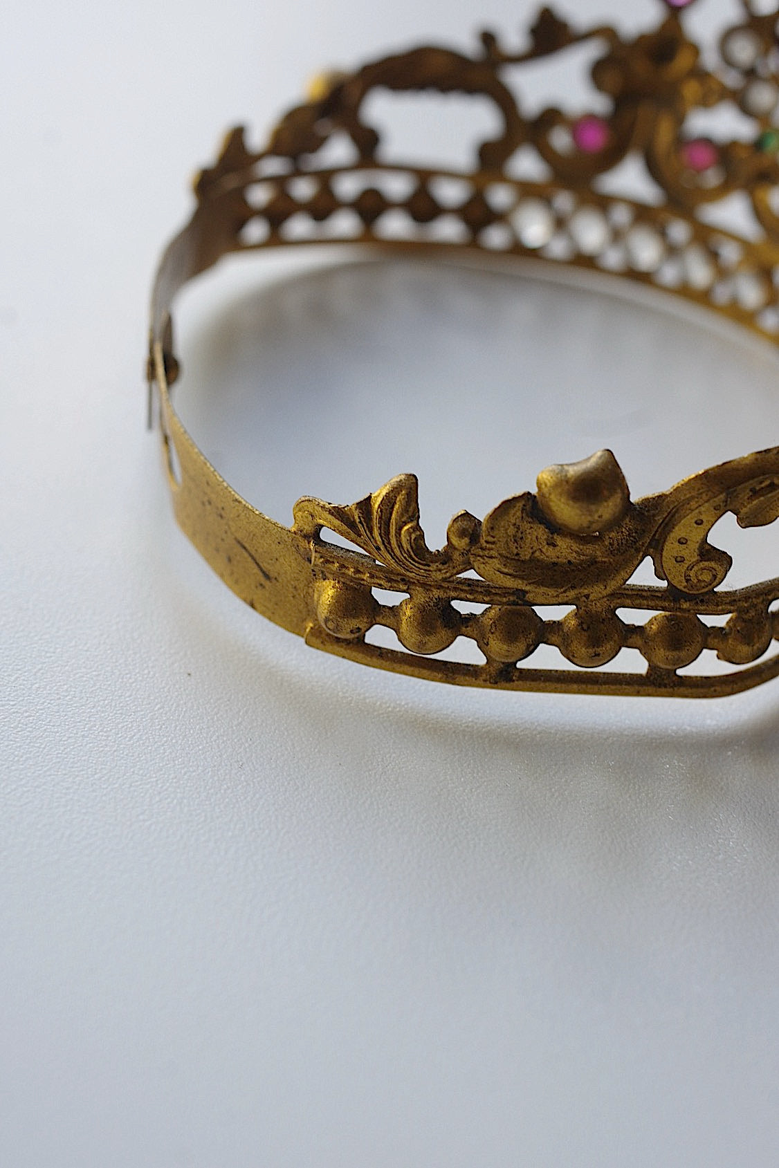 アンティークティアラ　couronne antique 小さめティアラ