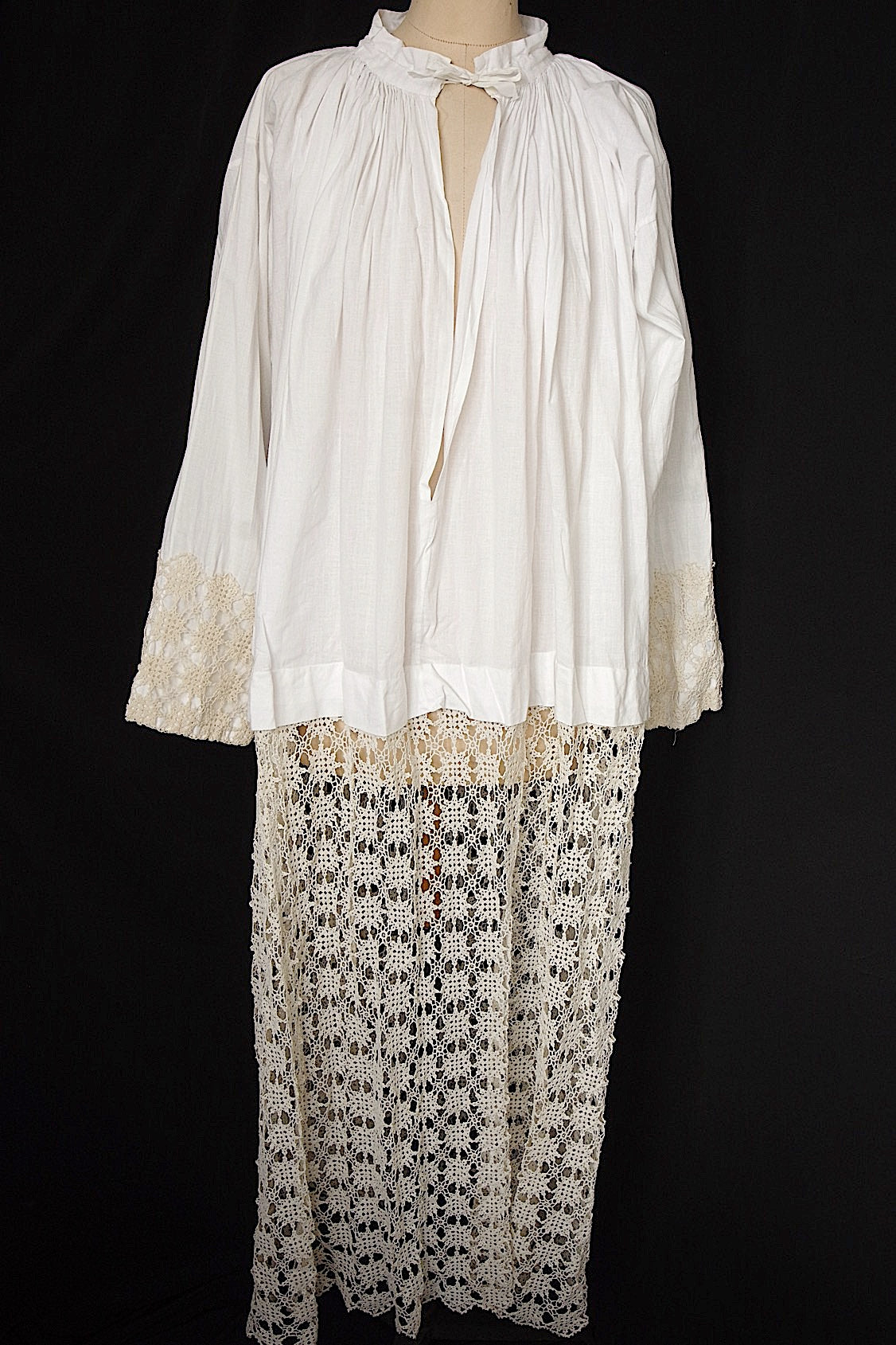 アンティーク教会チュニック　vêtement aube 1