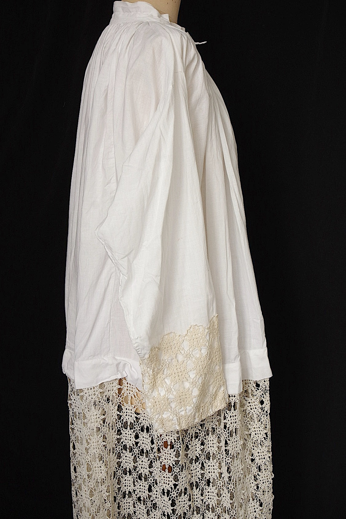 アンティーク教会チュニック　vêtement aube 1