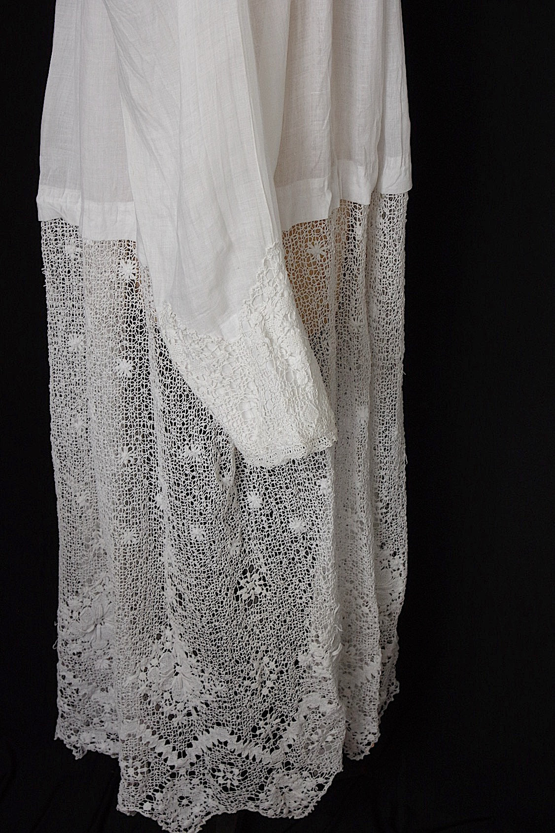 アンティーク教会チュニック　vêtement aube 2