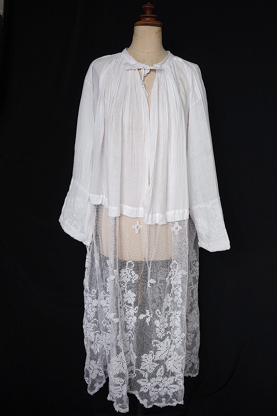 アンティーク教会チュニック　vêtement aube3