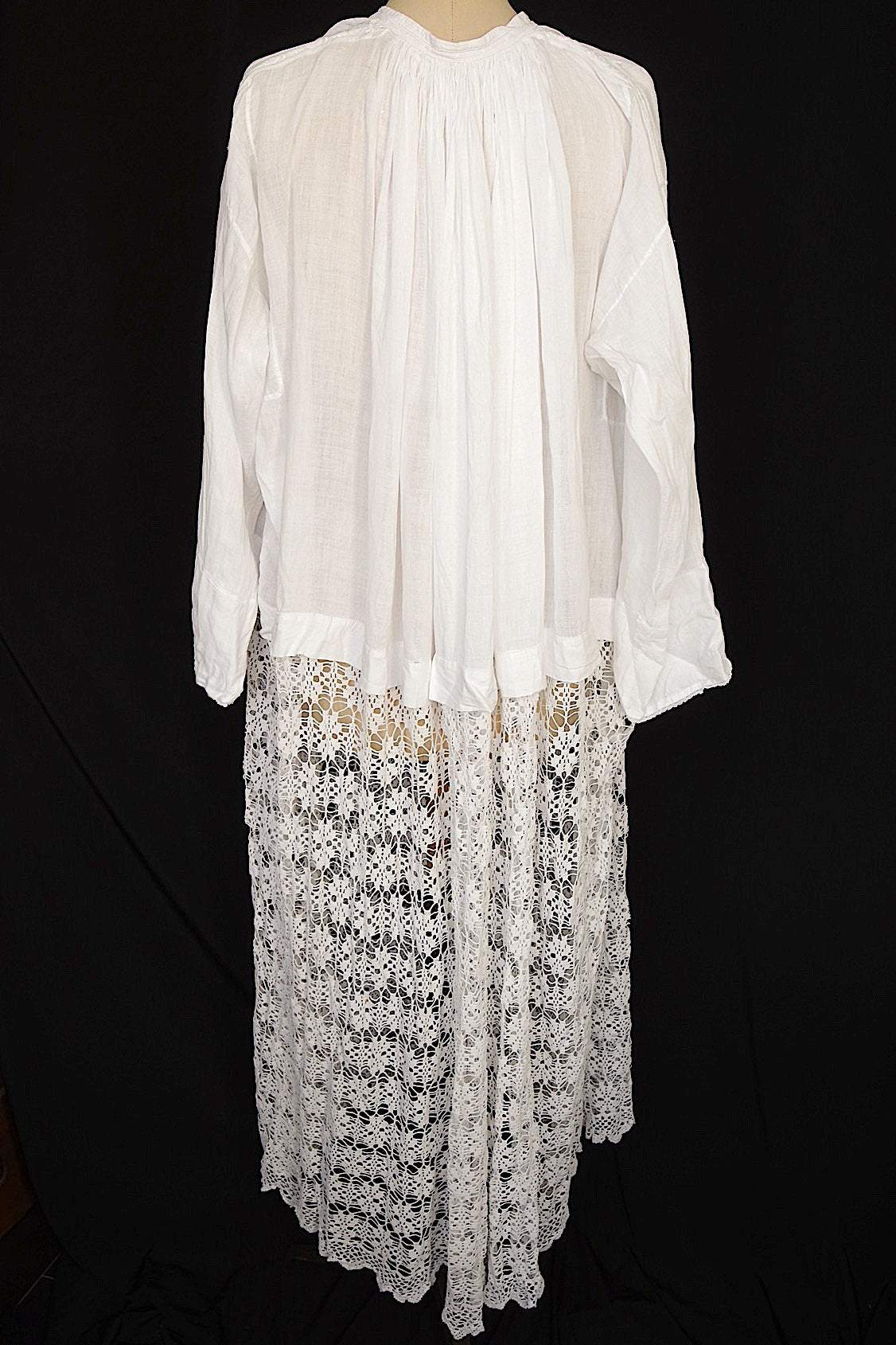 アンティーク教会チュニック　vêtement aube4