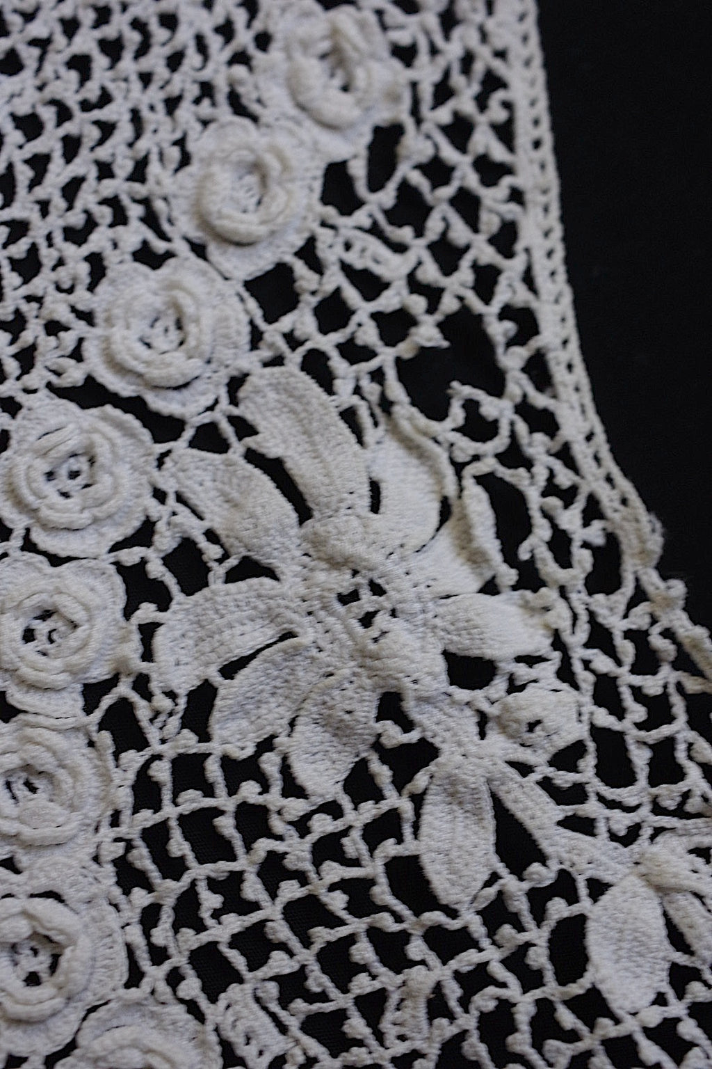 アンティークレース　dentelle ancienne　襟　素材に
