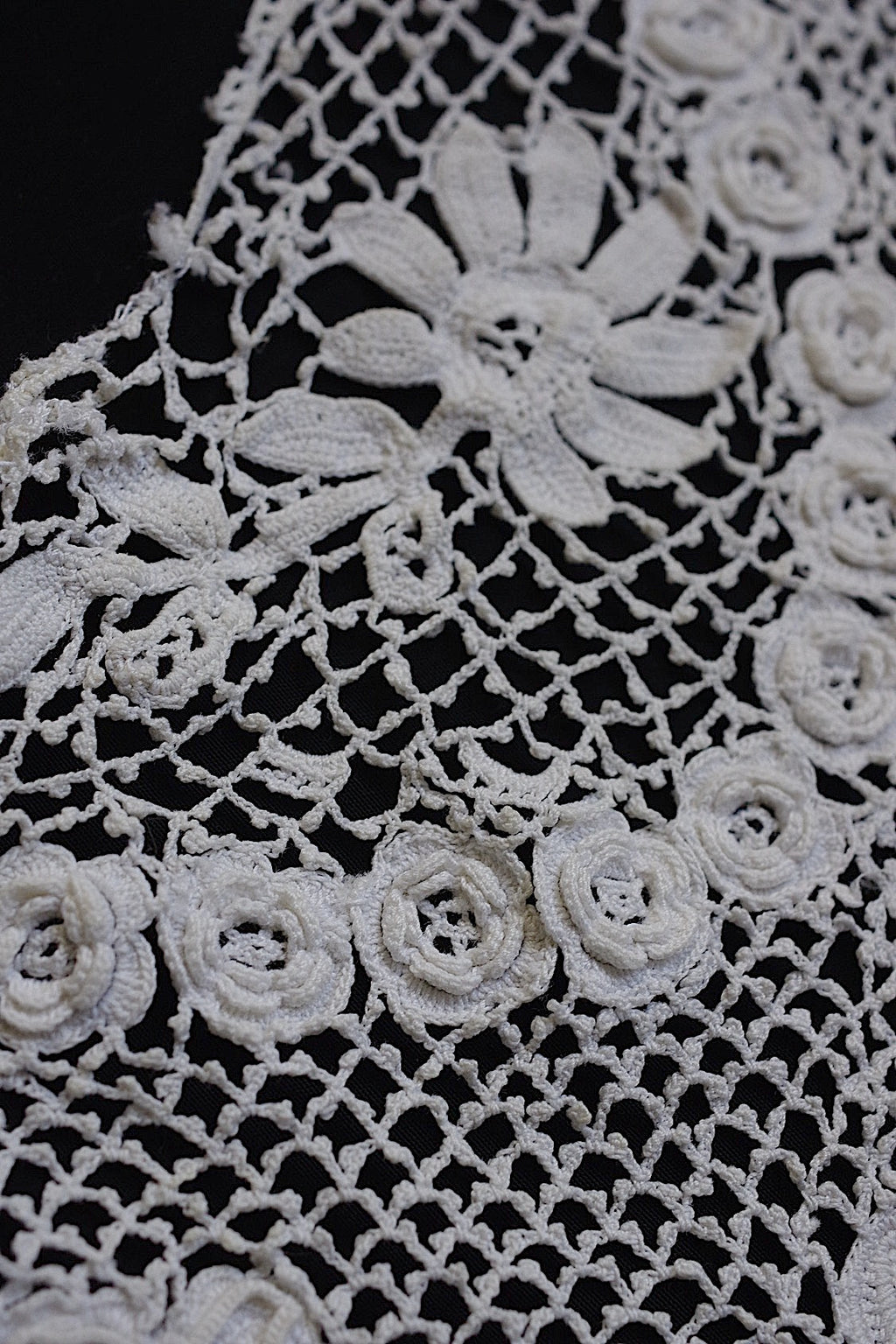 アンティークレース　dentelle ancienne　襟　素材に