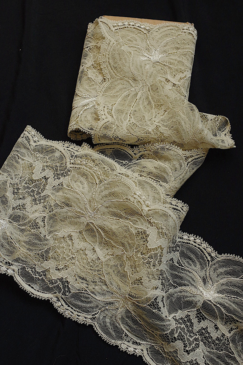 Dentelle vintage, dentelle vintage, 290cm