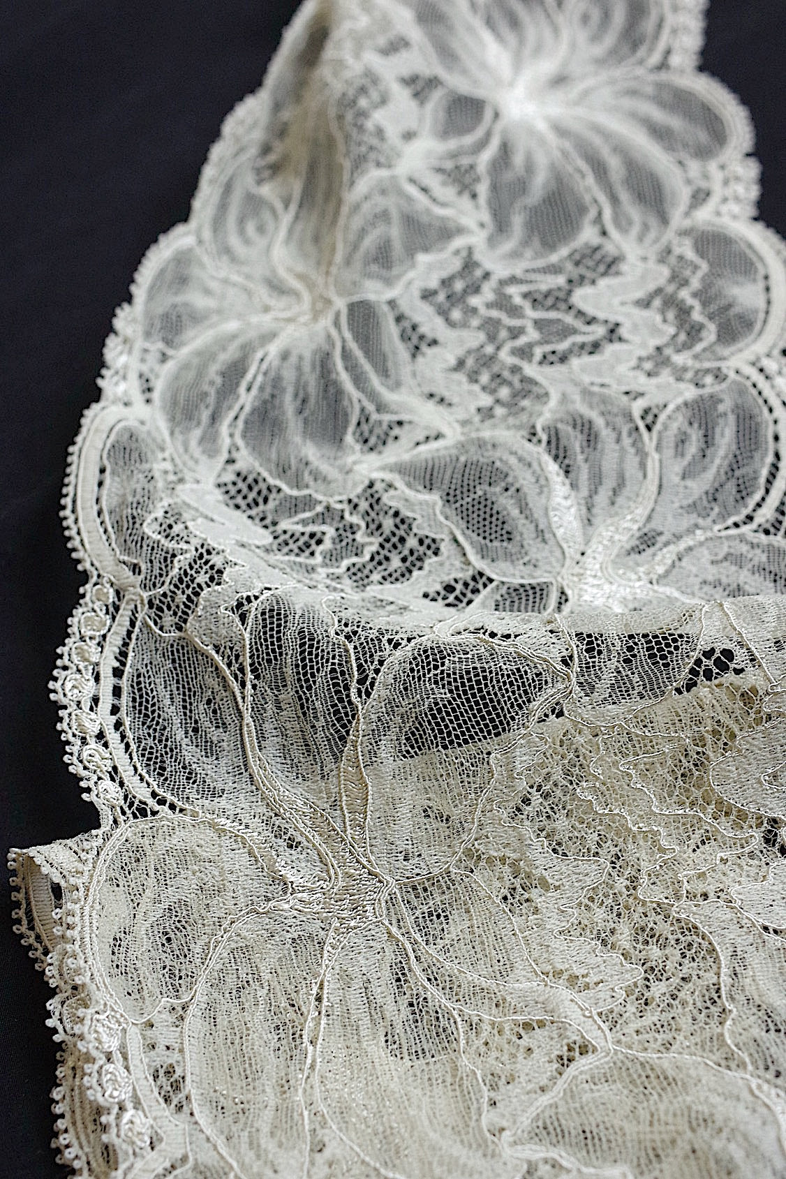 Dentelle vintage, dentelle vintage, 290cm