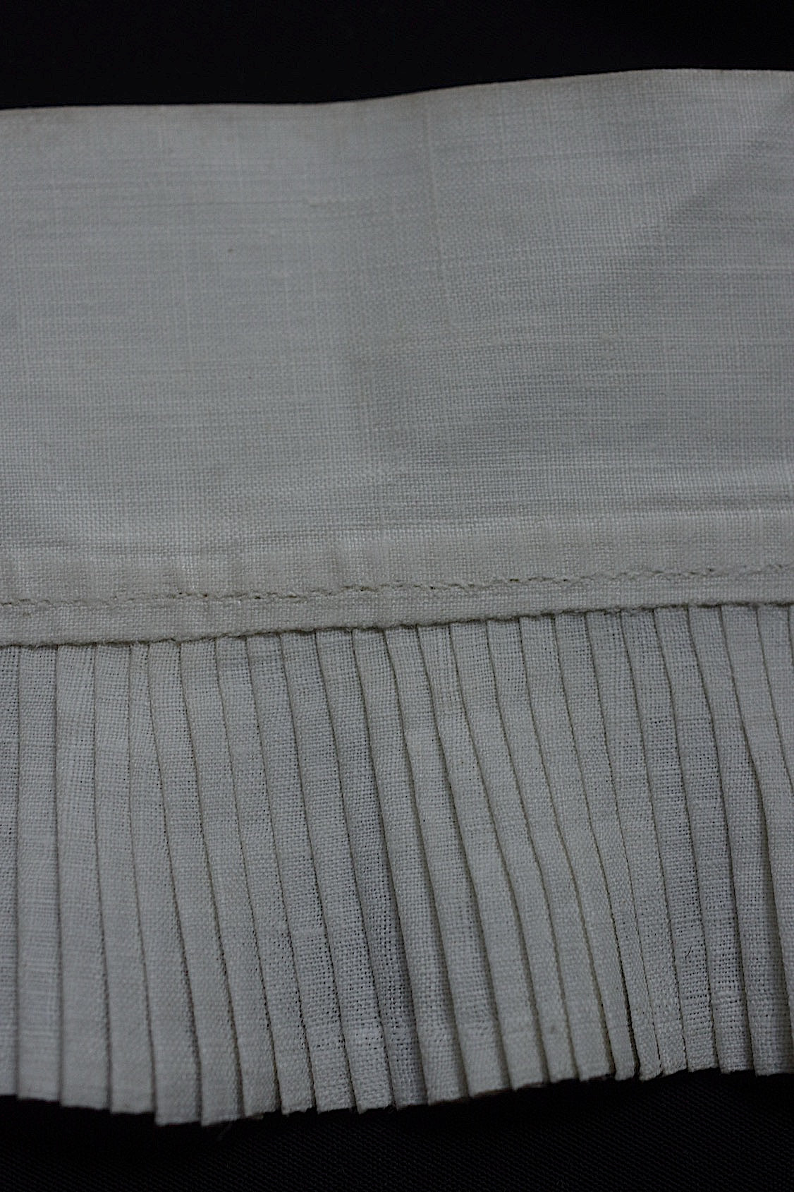 Dentelle antique, dentelle ancienne, lot plissé