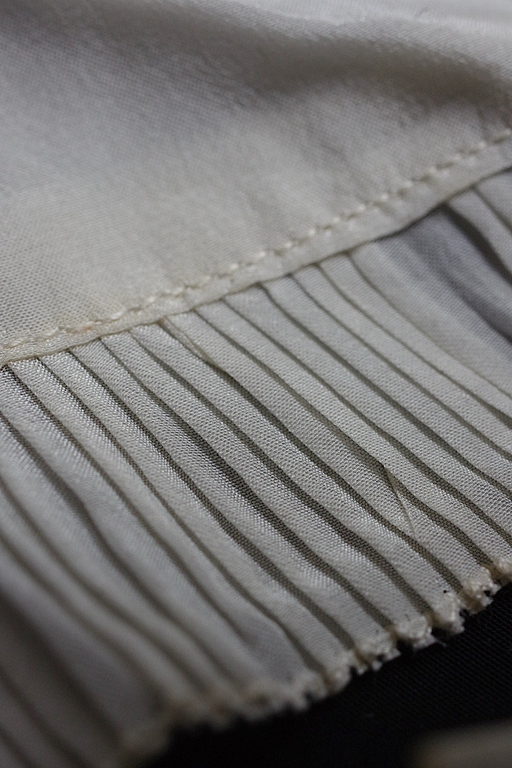 Dentelle antique, dentelle ancienne, lot plissé