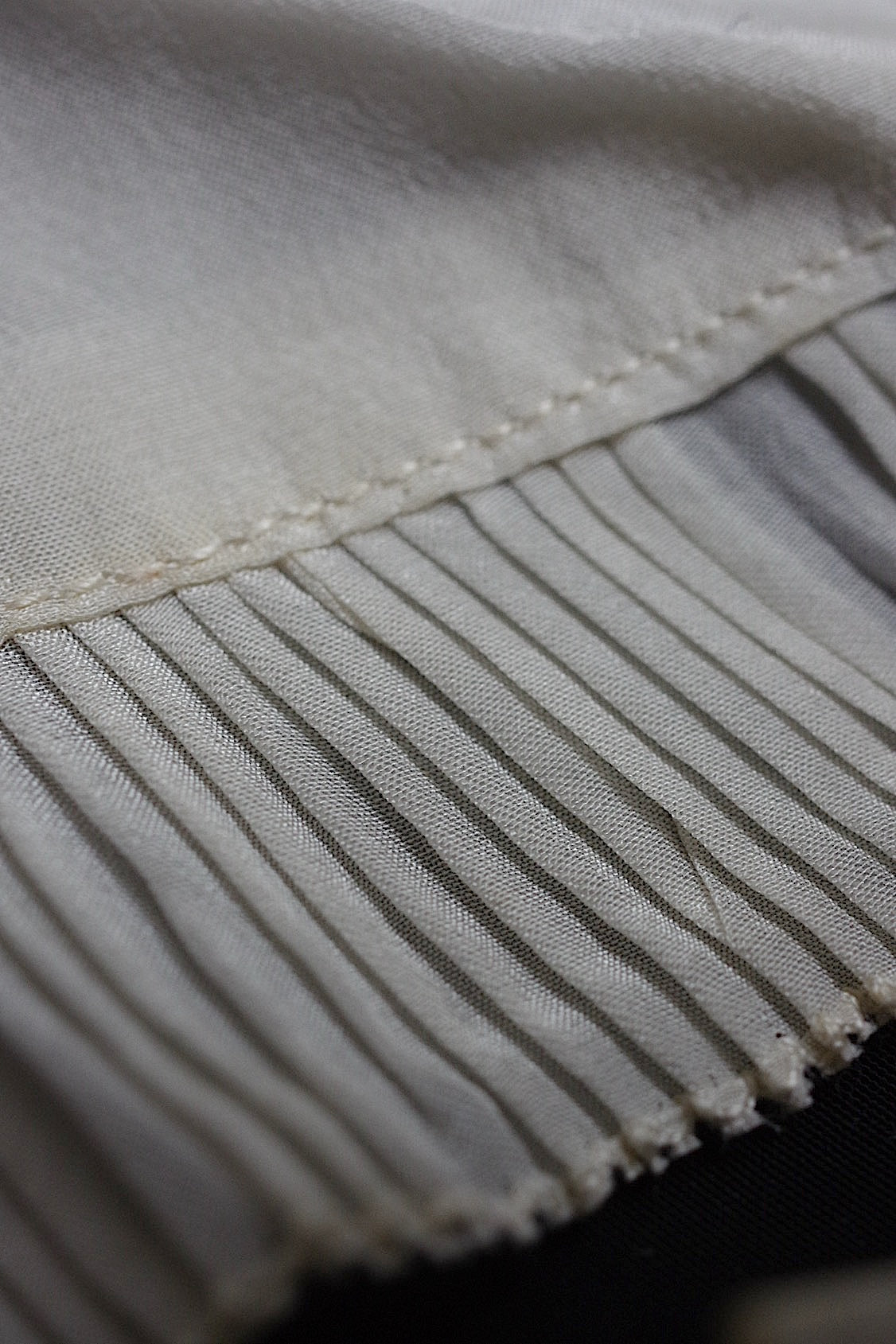 Dentelle antique, dentelle ancienne, lot plissé