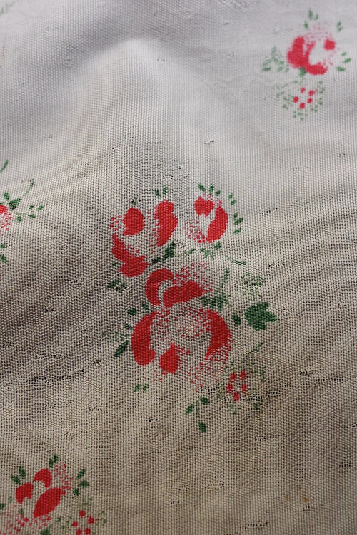 Tissu ancien, chutes de tissu à petits motifs floraux, lot 1