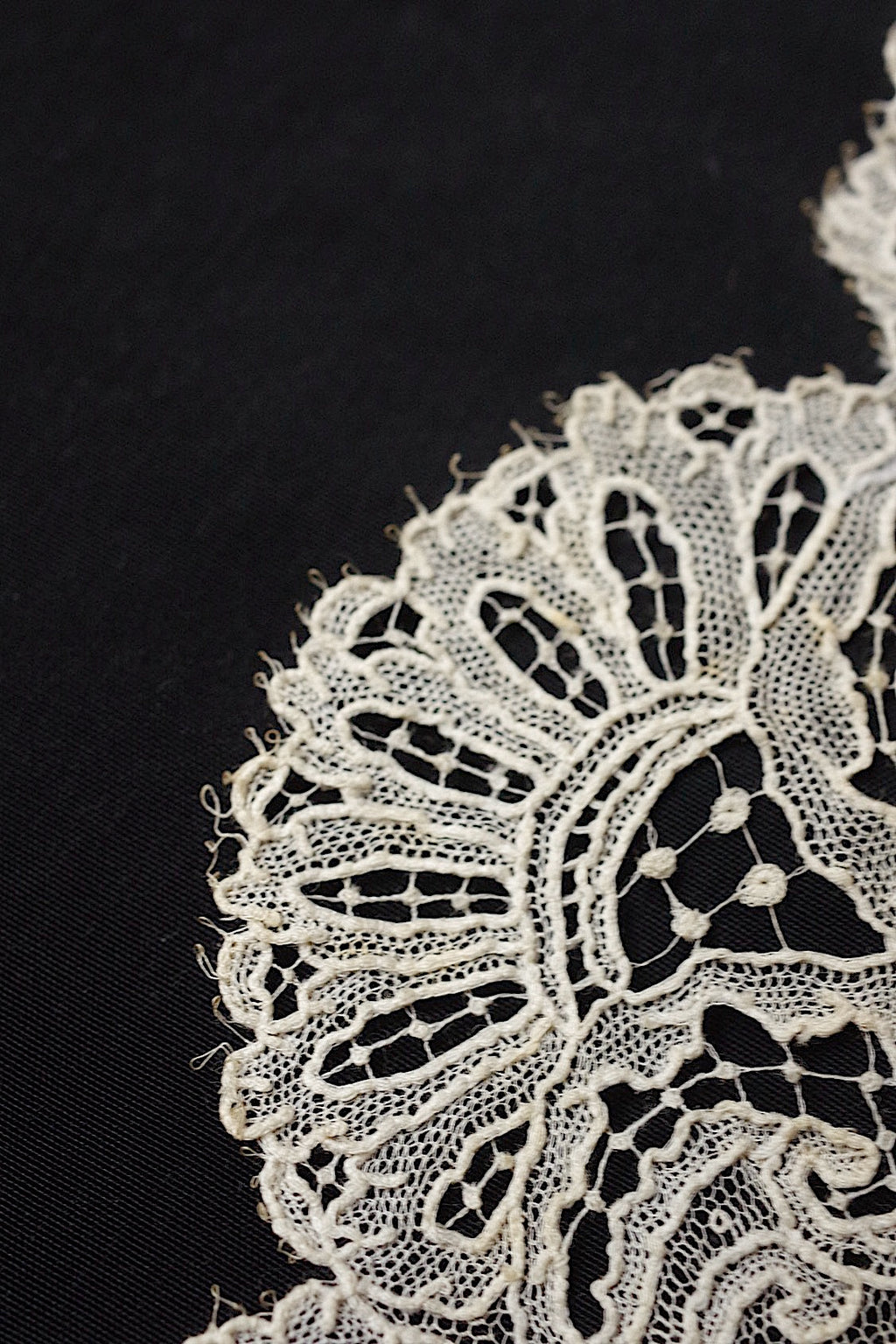 アンティークレーク襟　dentelle anciennne 　antique lace