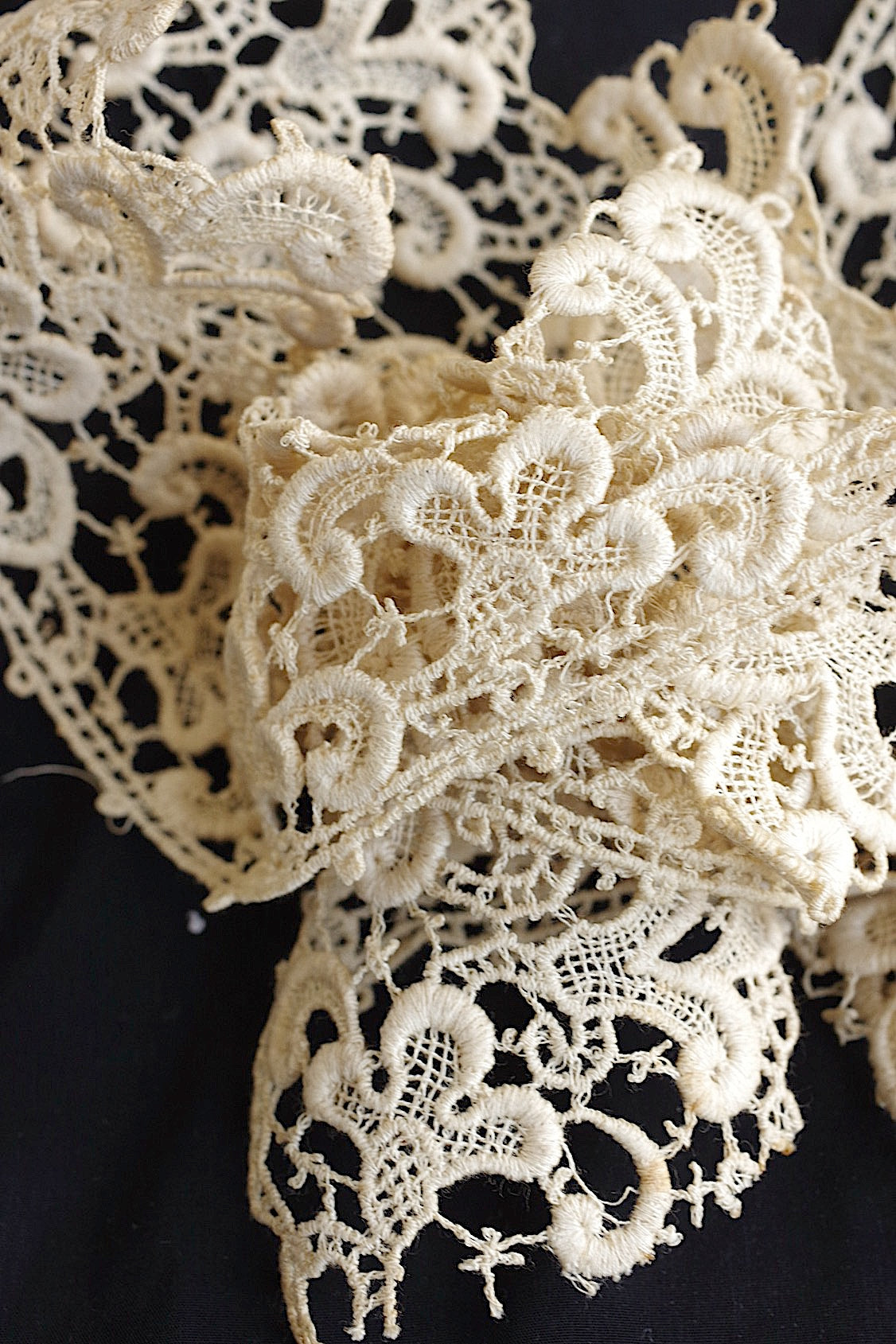アンティークレース　dentelle ancienne 250cm