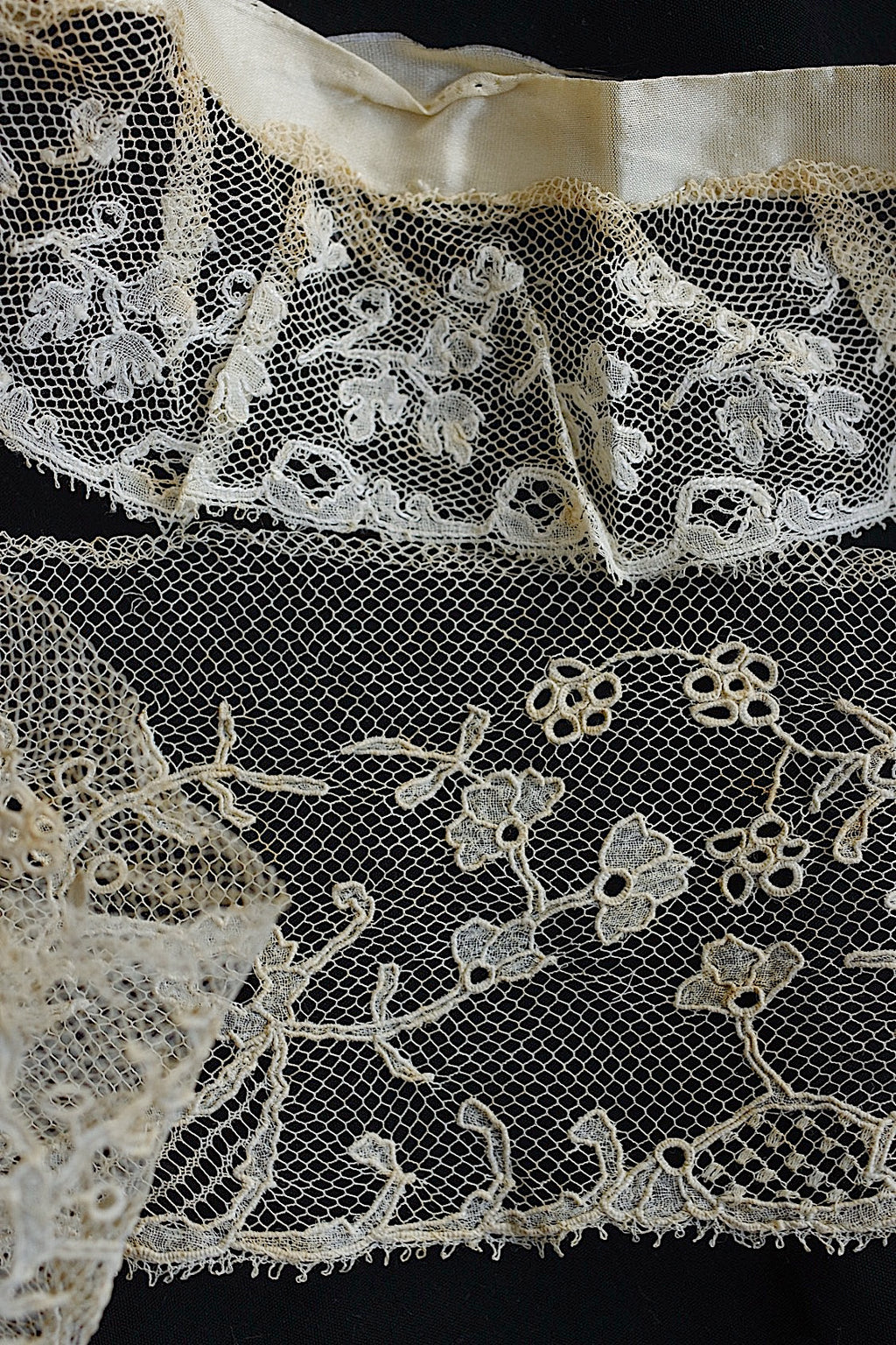 アンティークレース　dentelle ancienne ２種