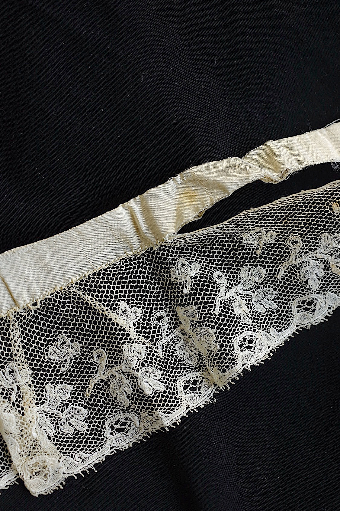 アンティークレース　dentelle ancienne ２種