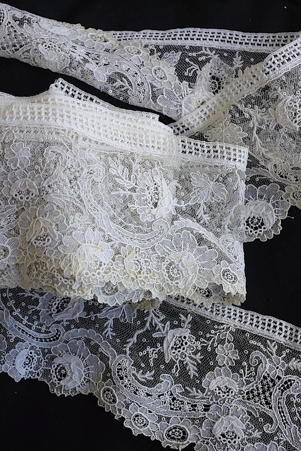アンティークレースブリュクセルニードル　par 1m　dentelle ancienne