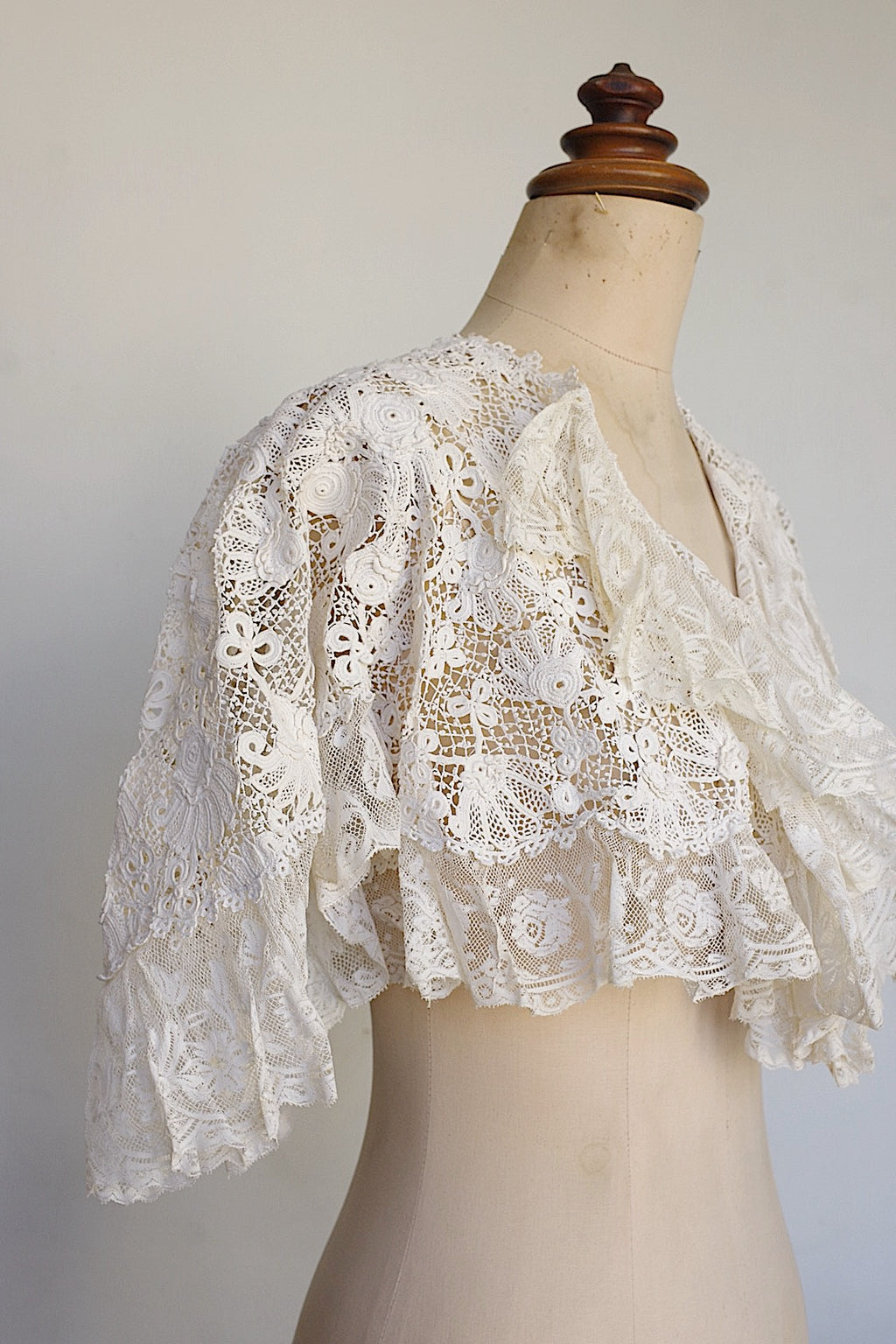 アンティーククロシェボレロ　vêtement antique