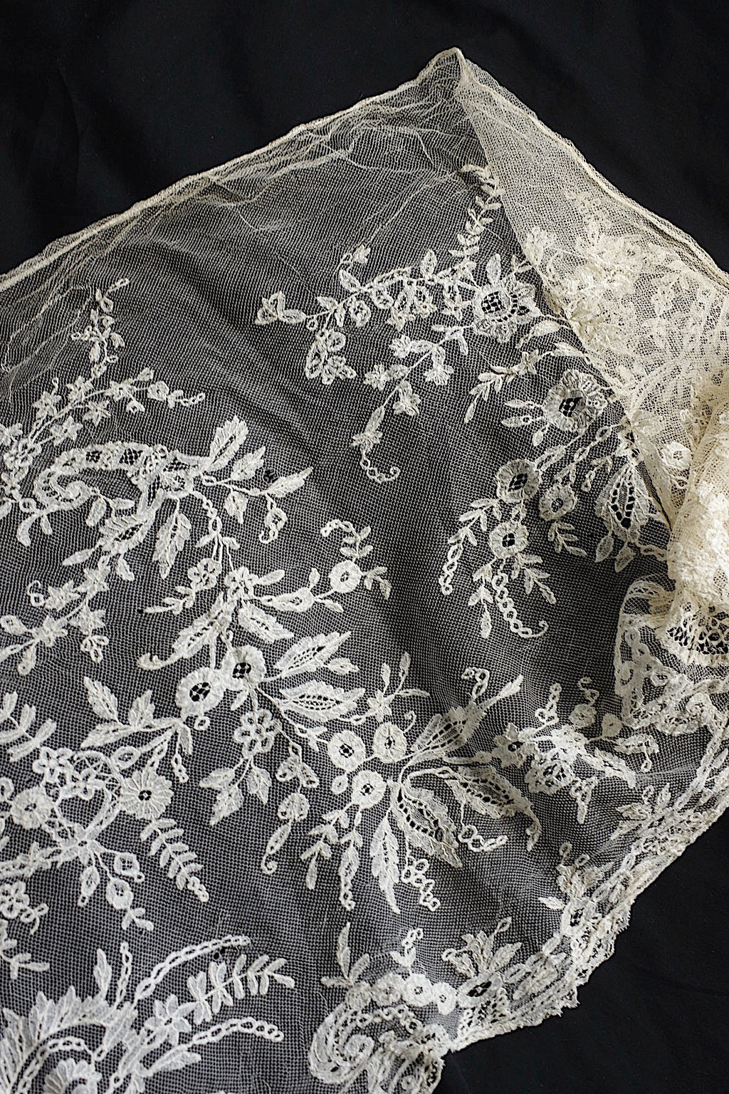 アンティークレース　dentelle ancienne　140cm