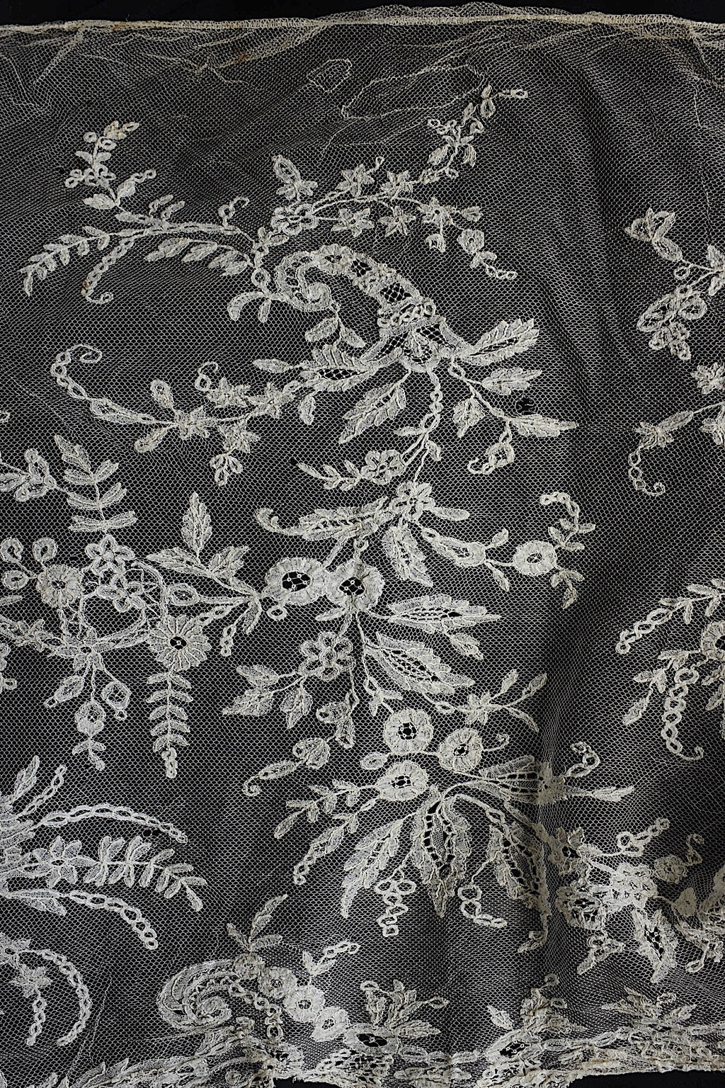 アンティークレース　dentelle ancienne　140cm