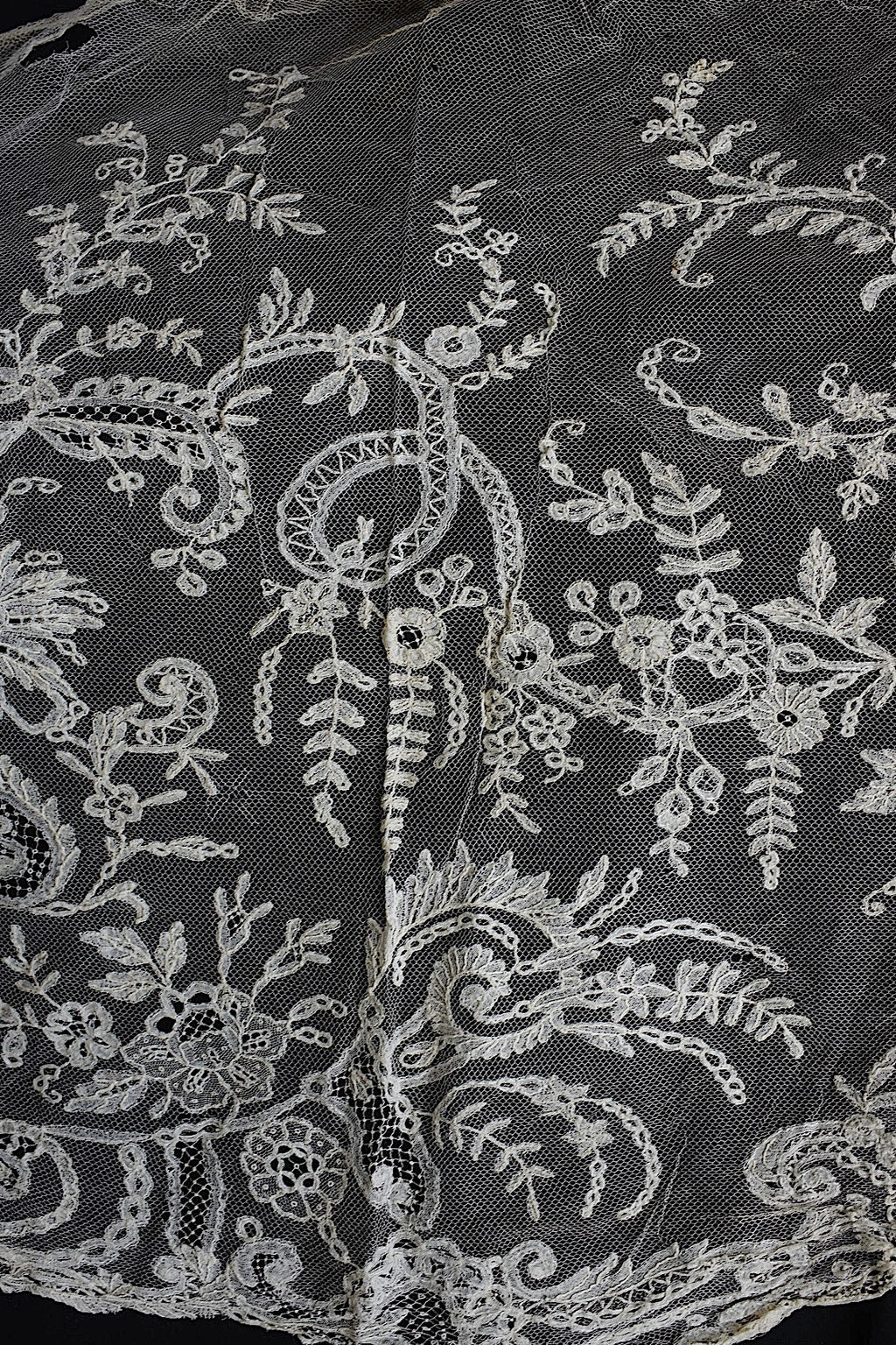 アンティークレース　dentelle ancienne　140cm