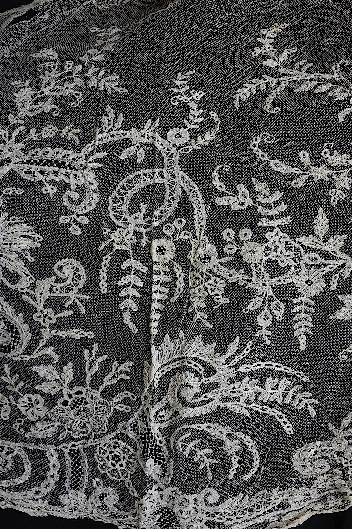 アンティークレース　dentelle ancienne　140cm
