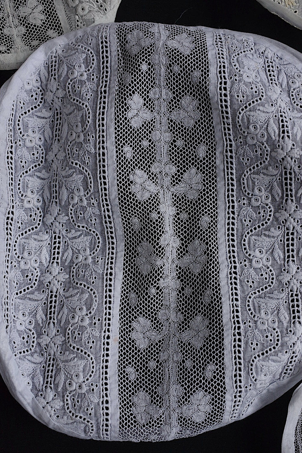アンティークレーク　dentelle anciennne 　ボネ装飾レース1