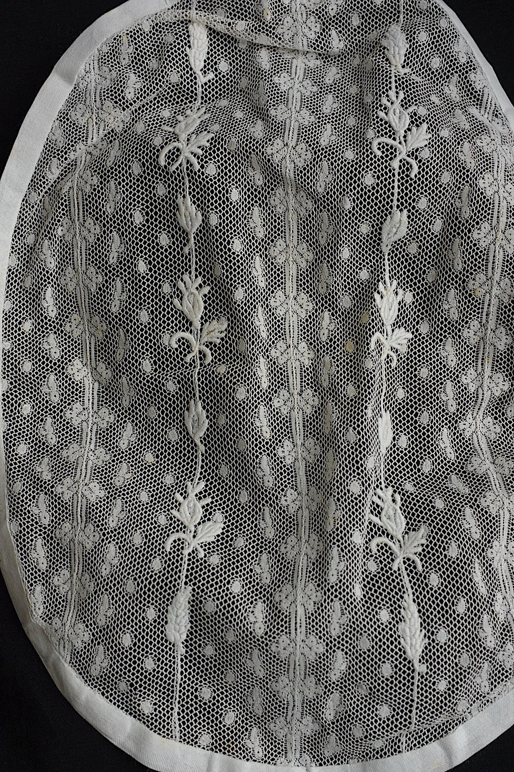 アンティークレーク　dentelle anciennne 　ボネ装飾レース3