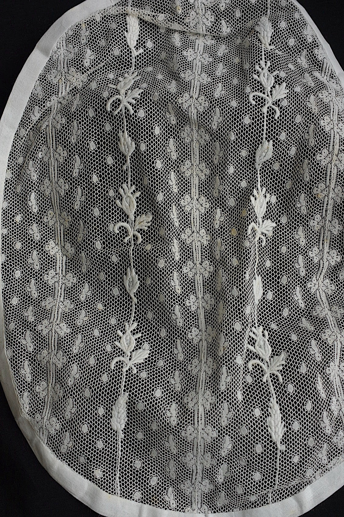 アンティークレーク　dentelle anciennne 　ボネ装飾レース3
